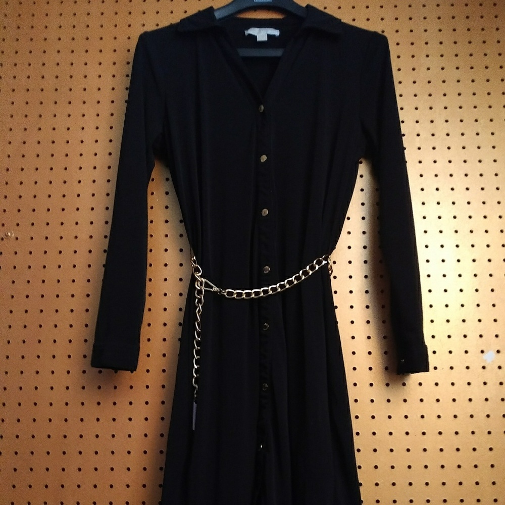 MK Button Down Collar Dress w Chain Belt
